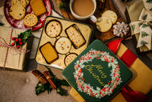 Load image into Gallery viewer, Farmhouse Biscuits Christmas Wreath Festive Selection Tin 400g
